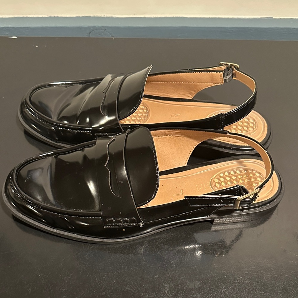 Madden Girl Black Patent Slingback Loafers 9.5 - Picture 3 of 9